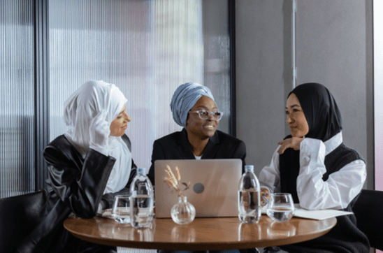 Good English Gives Better Career Opportunity in Working at a Multinational Company