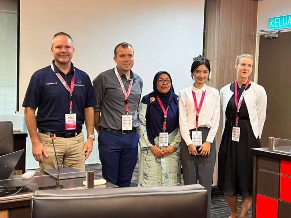 Haizan dalam seminar antarabangsa kursus bahasa inggeris - belajar bahasa inggeris dengan kelas bahasa inggeris Brican